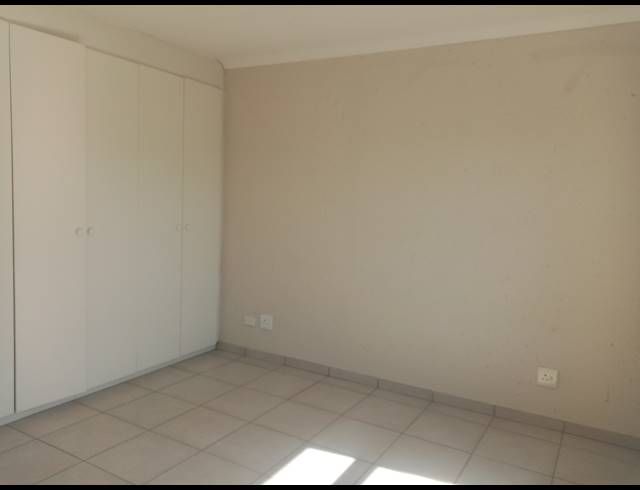2 BEDROOM SECTIONAL TITLE FOR SALE IN EVELEIGH